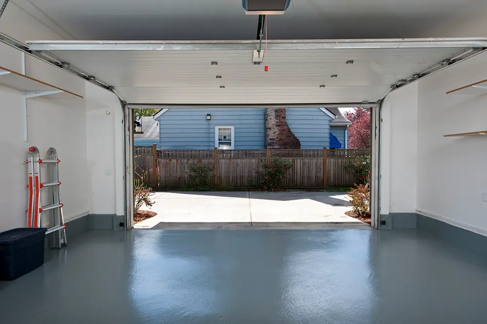 The Many Benefits of Applying Epoxy to Your Garage Floor