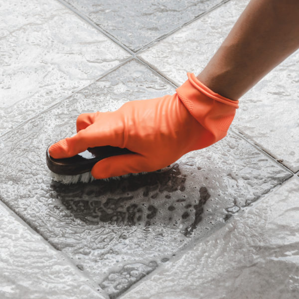 Cleaning concrete photo