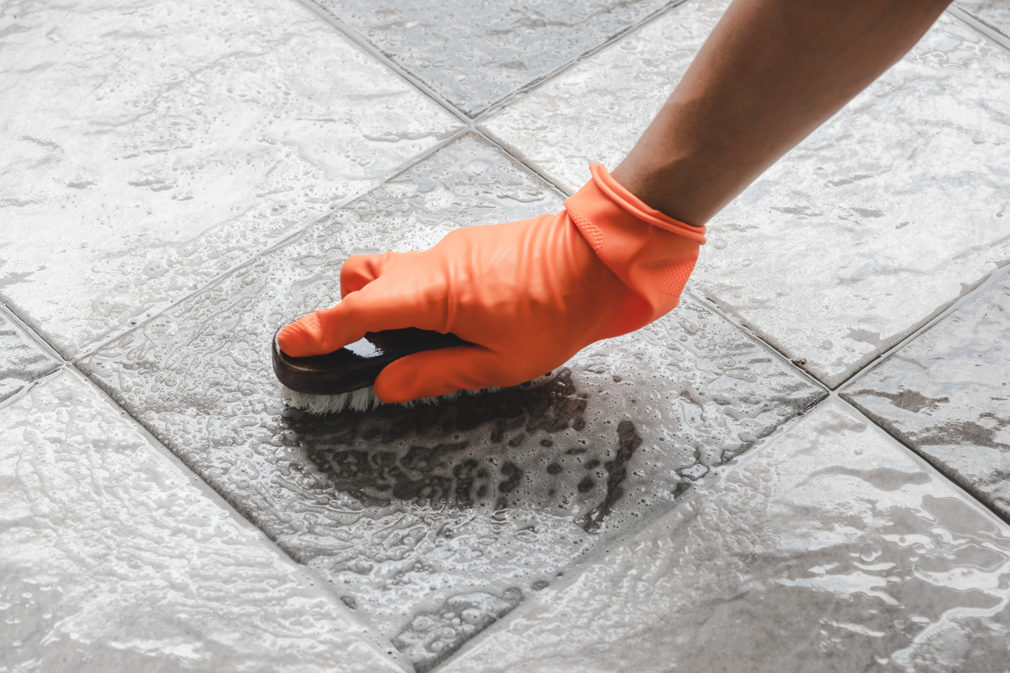 Cleaning concrete photo